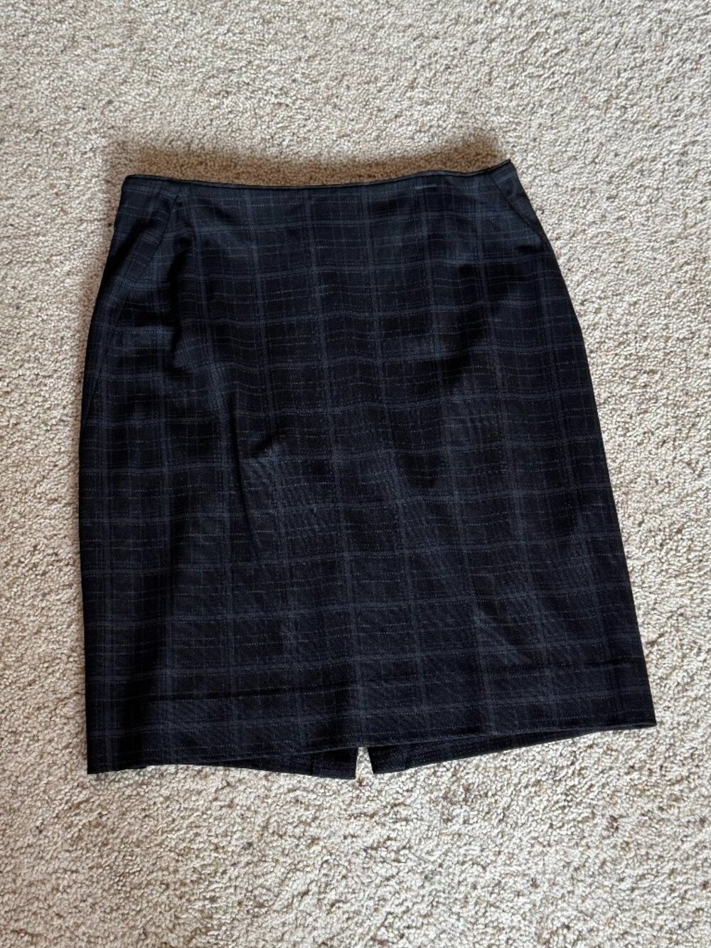 White House Black Market Skirt